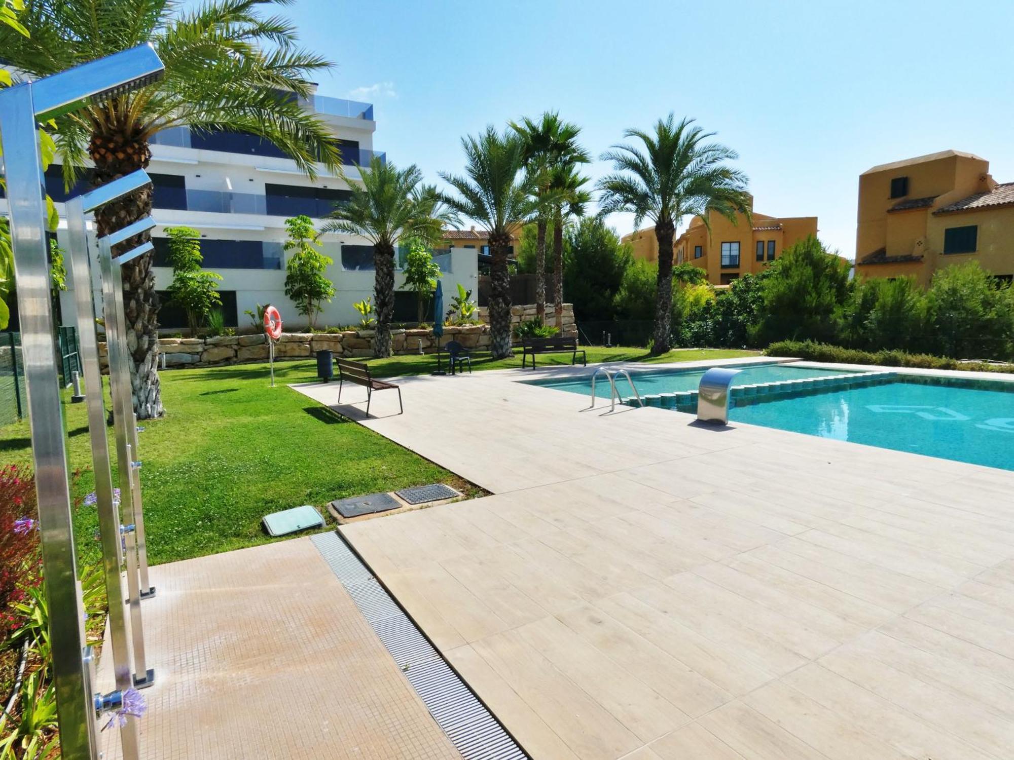 London Beach Benidorm فينيسترات المظهر الخارجي الصورة